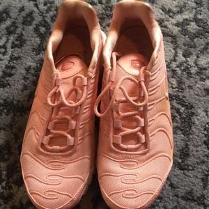 Air Max Plus Coral Stardust (W)